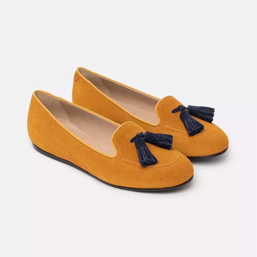 Women Charles Philip Women'S Flat Shoes | Charles Philip Chic Ocher Suede Moccasins With Tassel Detail