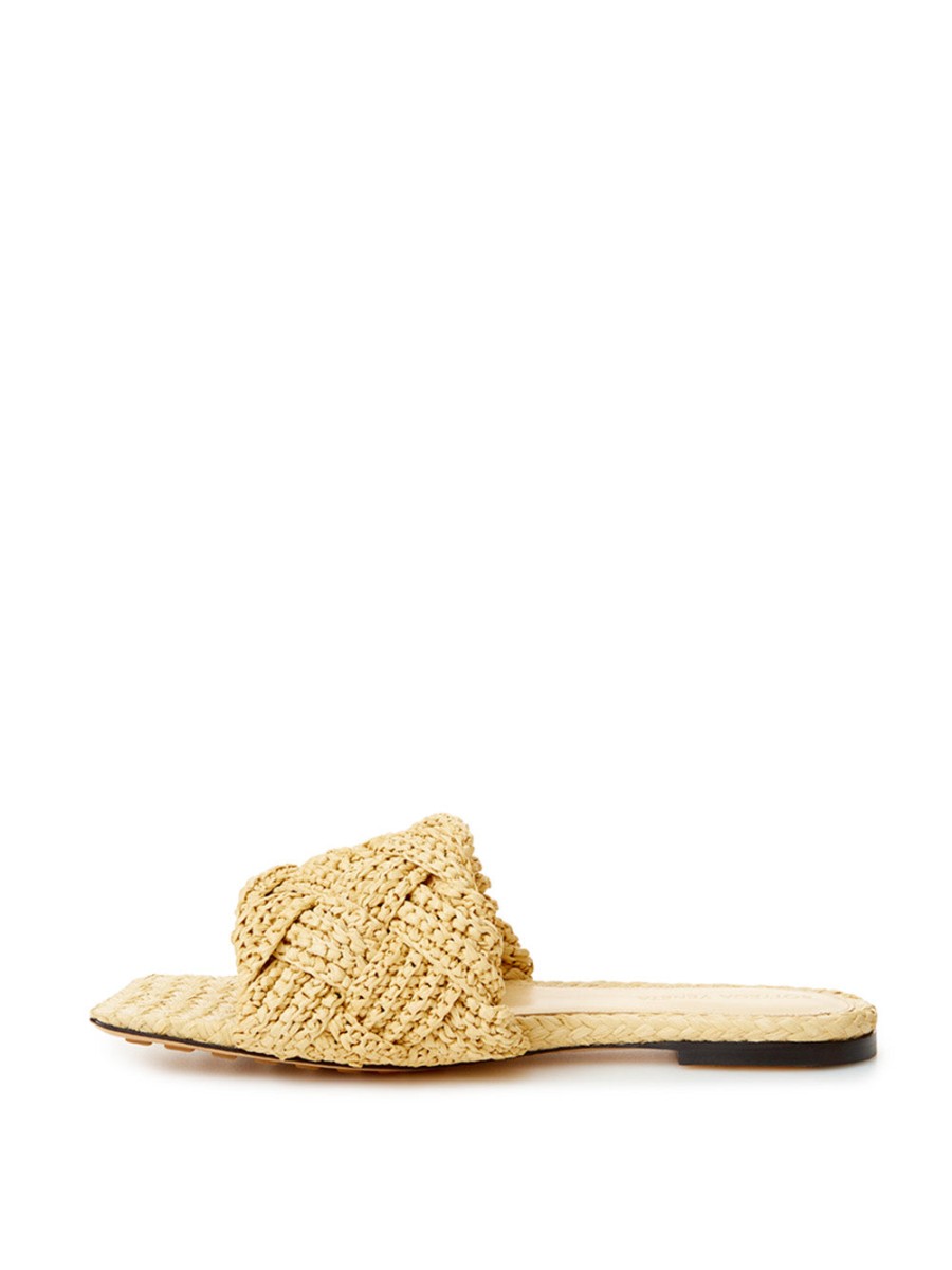 Women Bottega Veneta Women'S Flat Shoes | Bottega Veneta Beige Raffia Mule With Intreccio